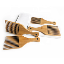 Load image into Gallery viewer, Natural Bamboo Comb
